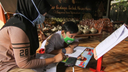 Sekolah Depok Wajib Belajar Via Online Tahun Ajaran 2021/2022