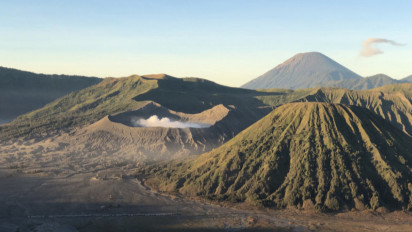Kawasan Bromo-Semeru Ditutup Hingga 25 Juli