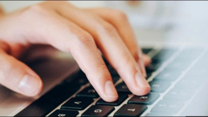 Bantuan Chromebook Mangkrak, Sekolah Dasar di Bali Bingung Perawatan Laptop yang Sudah Rusak