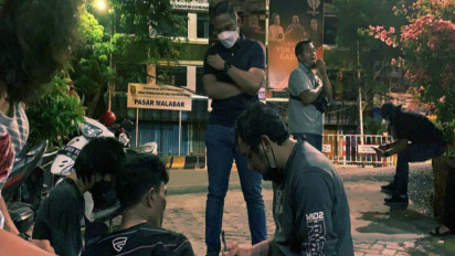 Polisi Tangkap Dua Pencuri Bugil Di Cafe Niaga Banjarmasin