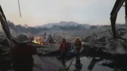 Kerugian akibat Kebakaran Gudang Kayu di Bondowoso  Capai 2,5 Miliar