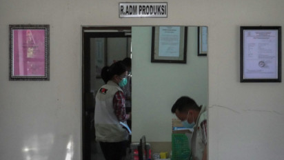 KPK Sita Dokumen dan Barang Elektronik Hasil Geledah di Purbalingga