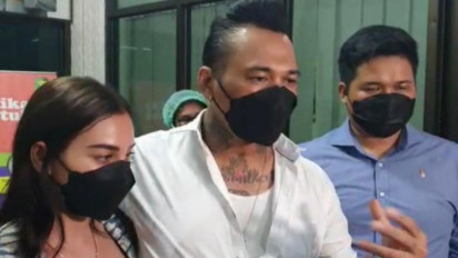 Jerinx Vaksinasi COVID-19 di Polda Metro Jaya