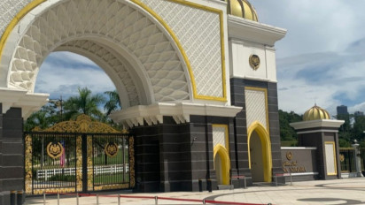 Raja Malaysia Minta PM Ajukan Mosi Percaya ke Parlemen