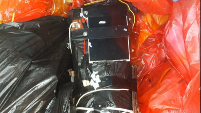 Benda Diduga Bom Ditemukan Warga Jakasampurna di Dalam Sebuah Tong Sampah