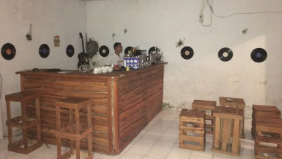 Curhat Pemilik Kafe di Tasikmalaya yang Merugi Akibat PPKM