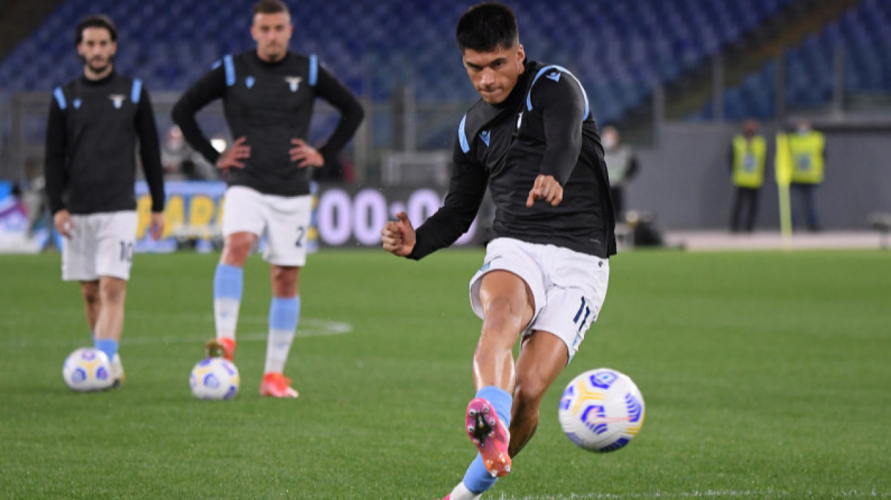 Inter Milan Resmi Datangkan Penyerang Asal Argentina Joaquin Correa Dari Lazio
            - galeri foto