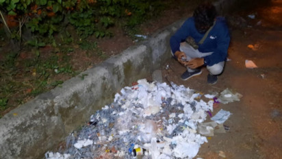 Polisi Selidiki Temuan Jarum Suntik dan Botol Vaksin Bekas di Bekasi