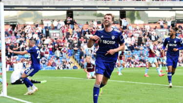 Patrick Bamford Selamatkan Leeds Dari Kekalahan di Burnley