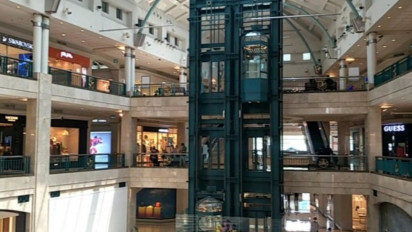 Pemerintah Perpanjang Operasional Mal Hingga Pukul 21.00 Malam