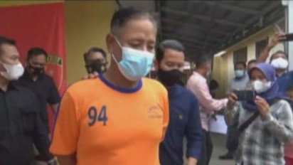 Kesal Pacarnya Dihina, Kakek ini Dorong Mantan Istri dari Motor Hingga Tersungkur dan Tewas