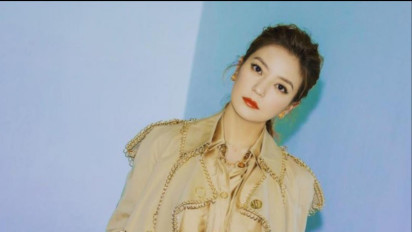 Fakta Unik Dihapusnya Jejak Artis Cantik Vicky Zhao