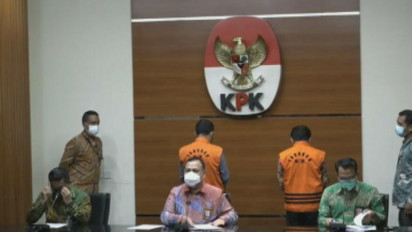 KPK Tahan Bupati Banjarnegara