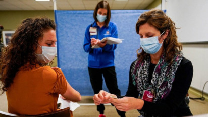 Amerika Serikat Gunakan Pfizer untuk Vaksin "Booster"