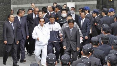 Bos Yakuza Tiba-Tiba Ngamuk ke Hakim Saat Divonis Mati