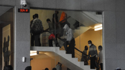 17 Penyuap Bupati Probolinggo Ditahan KPK