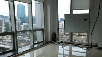 China Melarang Bimbel Memberikan Layanan Daring