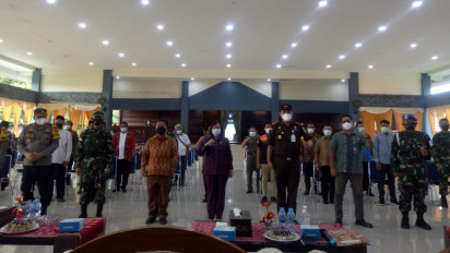 Kesepakatan bersama Pemkab. Sintang dan Tokoh Masyarakat menuju Sintang Damai