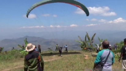 Gunung Liliran Ngawi Berpotensi Jadi Wisata Paralayang