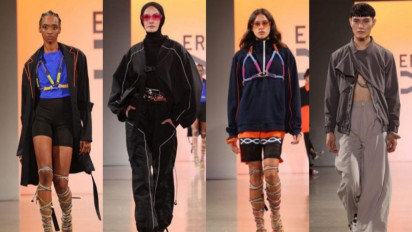 Desainer Michael Kors Tampilkan Busana Wanita Urban di NY Fashion Week