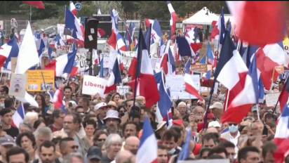 Rakyat Prancis Turun ke Jalan, Kartu Vaksin dan Kesehatan Dianggap Totaliter