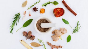 9 Bahan Herbal untuk Membantu Meredakan Asam Urat, dari Jahe hingga Meniran Hijau