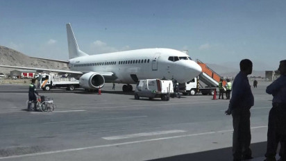 Pakistan Kirim Penerbangan Komersial Pertama ke Kabul