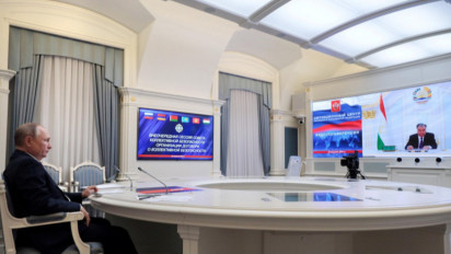 Presiden Vladimir Putin Menjalani Isolasi Mandiri