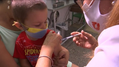 Kuba Mulai Program Vaksinasi Bagi Anak Usia 2 Hingga 10 Tahun dengan Vaksin Buatan Dalam Negeri