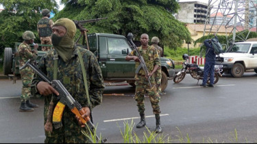 Junta Militer Tidak Izinkan Conde Tinggalkan Guinea