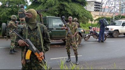 Junta Militer Tidak Izinkan Conde Tinggalkan Guinea