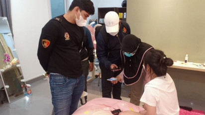 'Kuda Poni' Live Bugil di Medsos, Polisi Sita Alat Bantu Seks