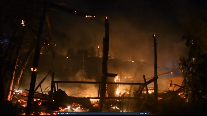 Kamp Pengungsi Di Pulau Samos Yunani Terbakar