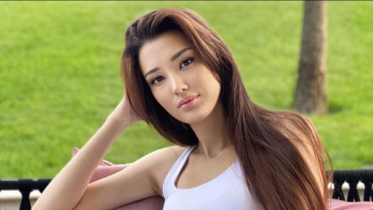 Sabina Altynbekova, Pevoli Cantik Kesayangan Netizen Indonesia