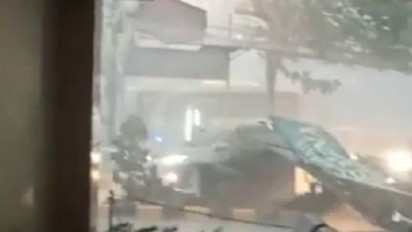 Hujan Es Disertai Angin Kencang Terjang Depok dan Bogor