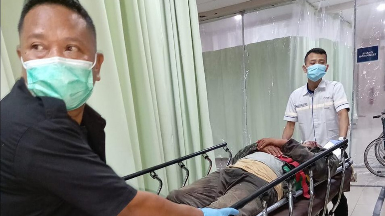 Kecelakaan Maut di Tol Cipali, Minibus Angkut 12 Orang
            - galeri foto