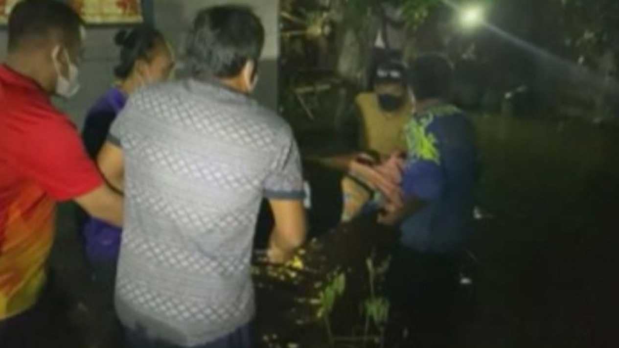 Evakuasi Korban Banjir di Palangkaraya
            - galeri foto