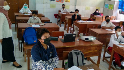 Tutup PTM Jika Ditemukan Kasus Positif Baru