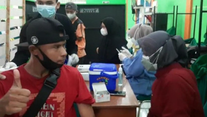 Siswa SLB di Kota Banjar Divaksinasi Covid-19