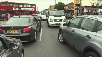 London Inggris Langka BBM, Kok Bisa ?