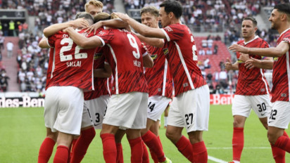 Bantai Augsburg 3-0, Freiburg Belum Terkalahkan Musim Ini