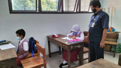 Pemkot Jakbar Undur Dibukanya Ratusan Sekolah Tatap Muka
