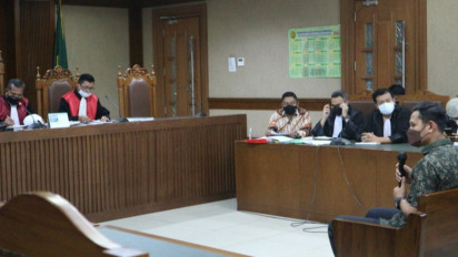 Saksi: Azis Syamsuddin Bertemu Eks Penyidik KPK Saat Kunker