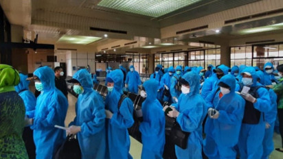 Sebanyak 200 Awak Kapal Ikan Asing Asal Vietnam Dipulangkan Dari Indonesia