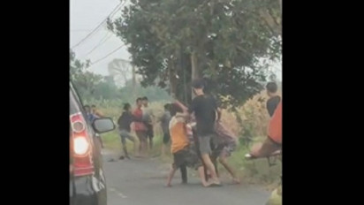 Dua Kelompok Pemuda Dari Dua Perguruan Silat Terlibat Bentrok