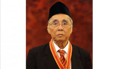 Politisi Senior PDIP Sabam Sirait Meninggal Dunia