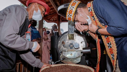 Melihat Kampung Kopi Desa Wisata Rigis Jaya di Lampung Barat