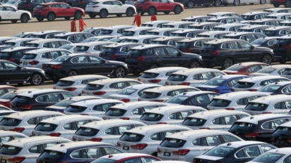 Cip Langka, Produksi Mobil di Inggris Turun 27 Persen