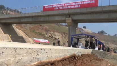 Proyek Tol Cisumdawu Disebut Mangkrak, Menko Marves Luhut Targetkan Tersambung Akhir Desember 2021