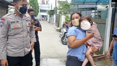 Balita Terkunci Bersama Mayat Neneknya Selama Empat Hari